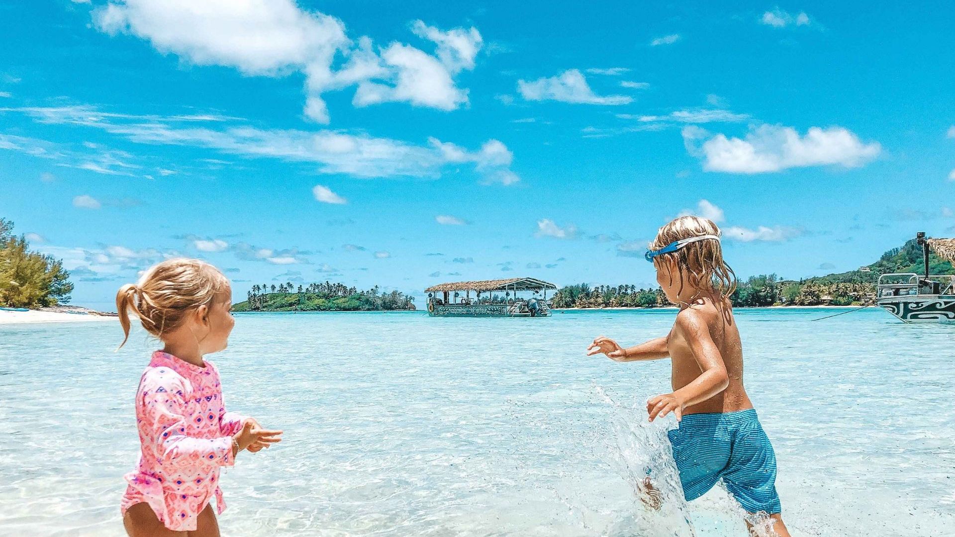Pacific Resort Rarotonga - kids playing