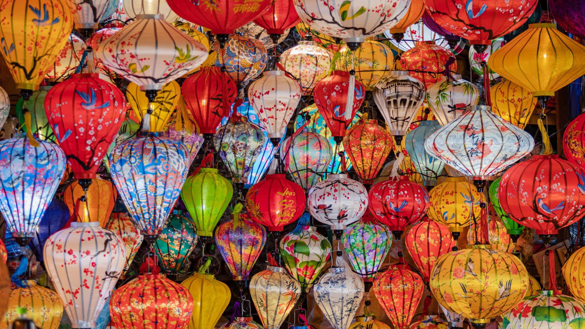 The colourful lanterns Hoi An lanterns - Image credit: Nick Paulsen