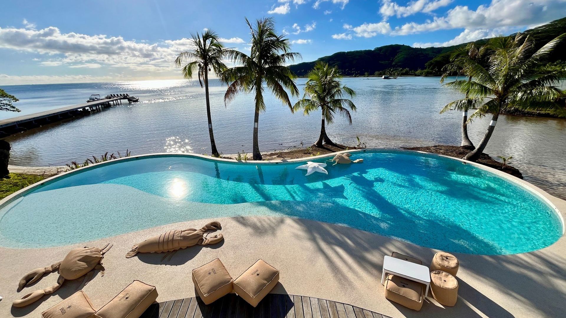 Apatoa Beach & Garden Villa - pool