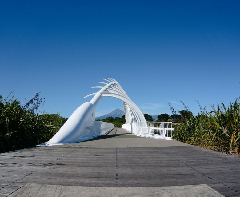 Cheap Flights to New Plymouth, Taranaki