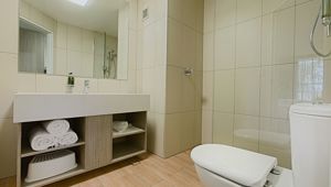 Paradise Resort Superior Bathroom