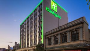 Holiday Inn Perth City Centre Exterior