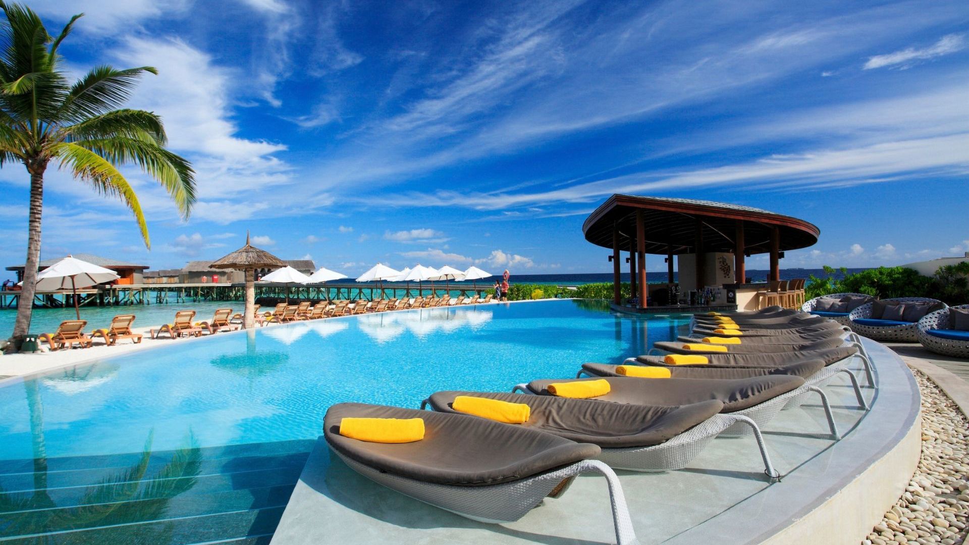 Centara Ras Fushi - Pool