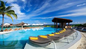 Centara Ras Fushi - Pool
