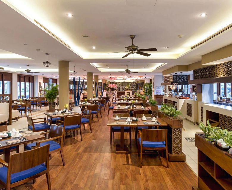 Almanity Hoi An Resort & Spa - Four Plates Restaurant