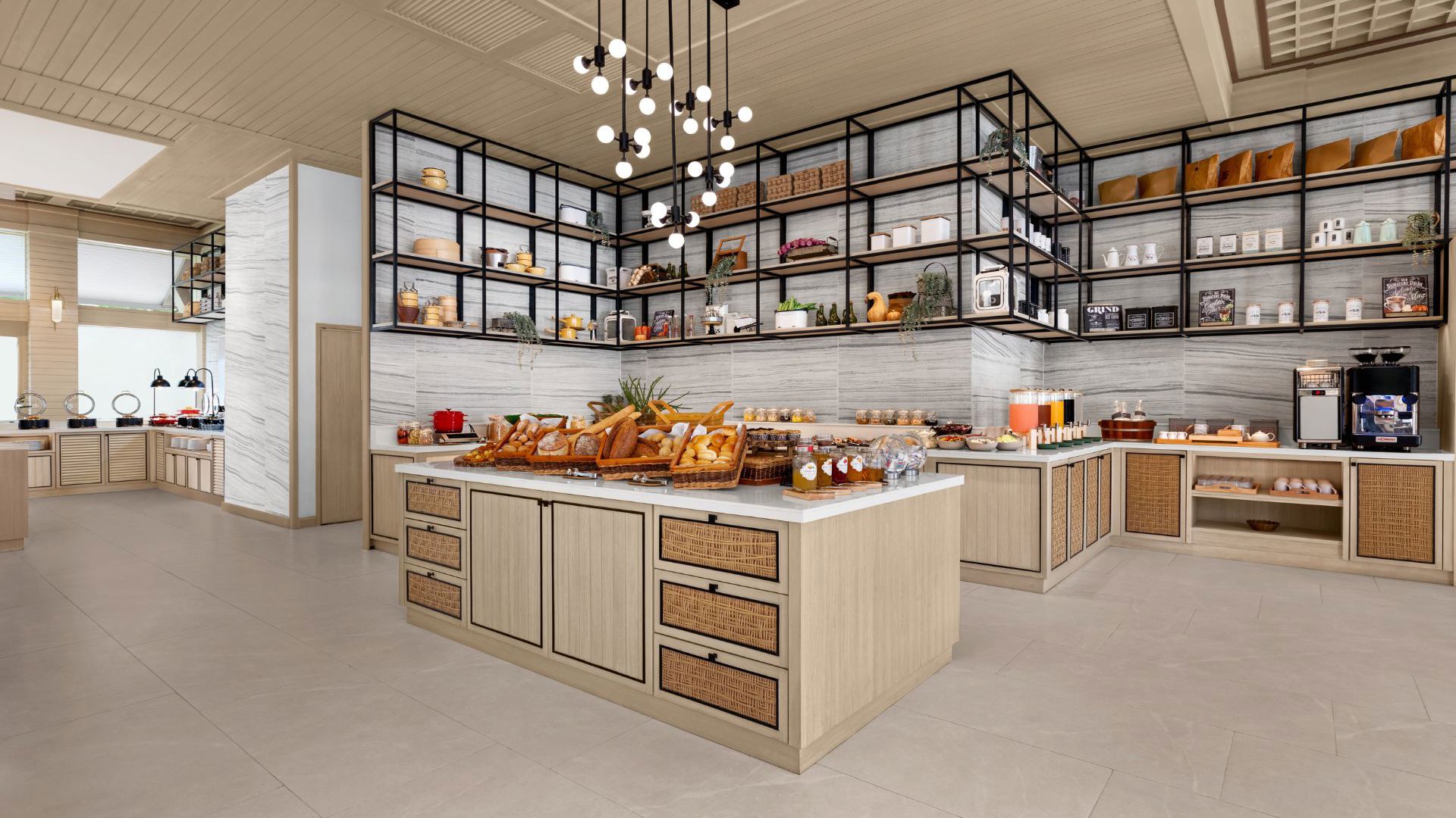 Courtyard by Marriott Phuket - Buffet Breakfast