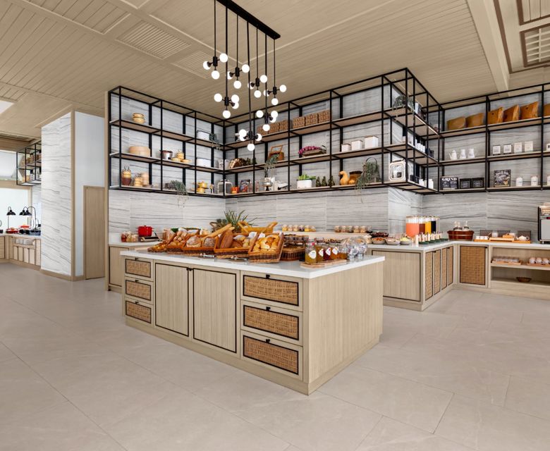 Courtyard by Marriott Phuket - Buffet Breakfast