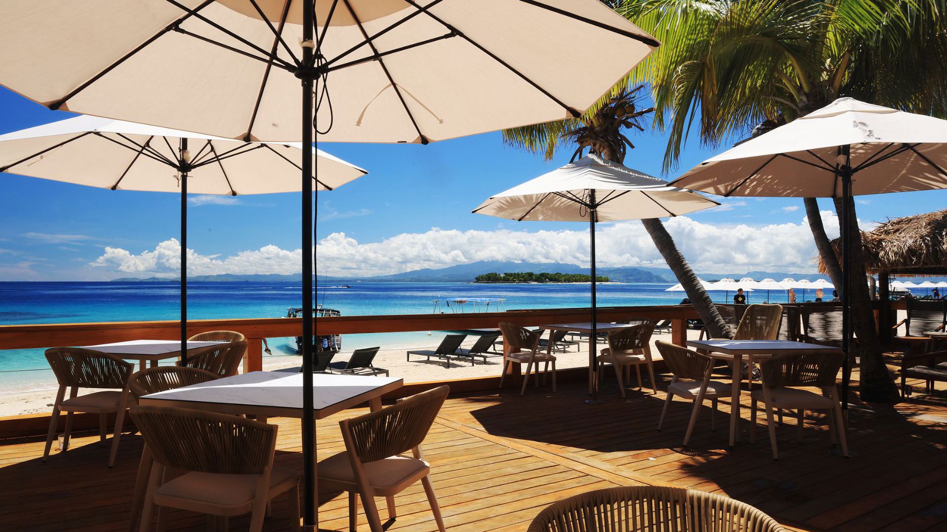 Beachcomber Island Resort - restaurant