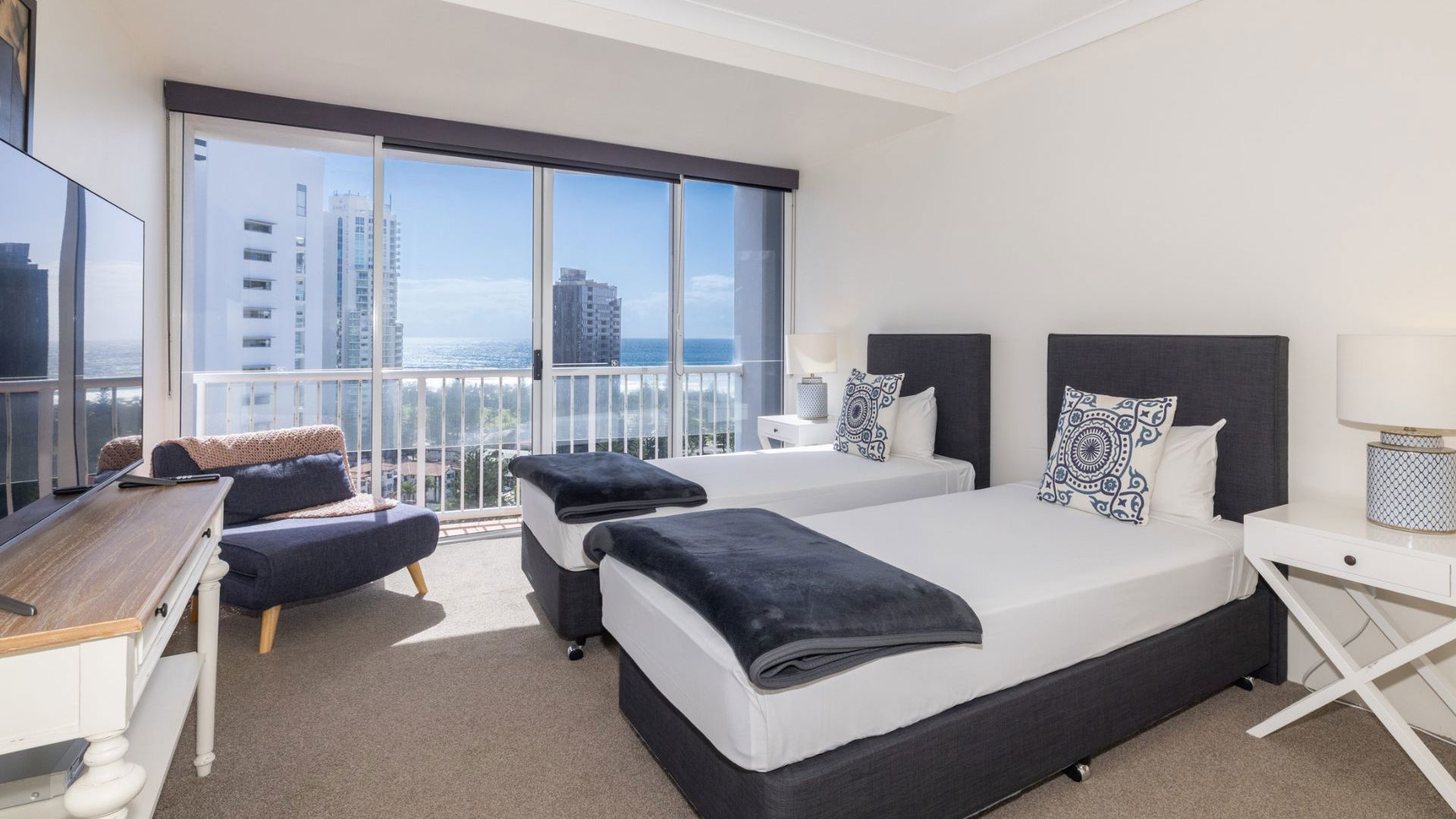 Bel Air on Broadbeach bedroom 