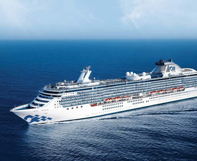 Coral Princess at Sea © Princess Cruises