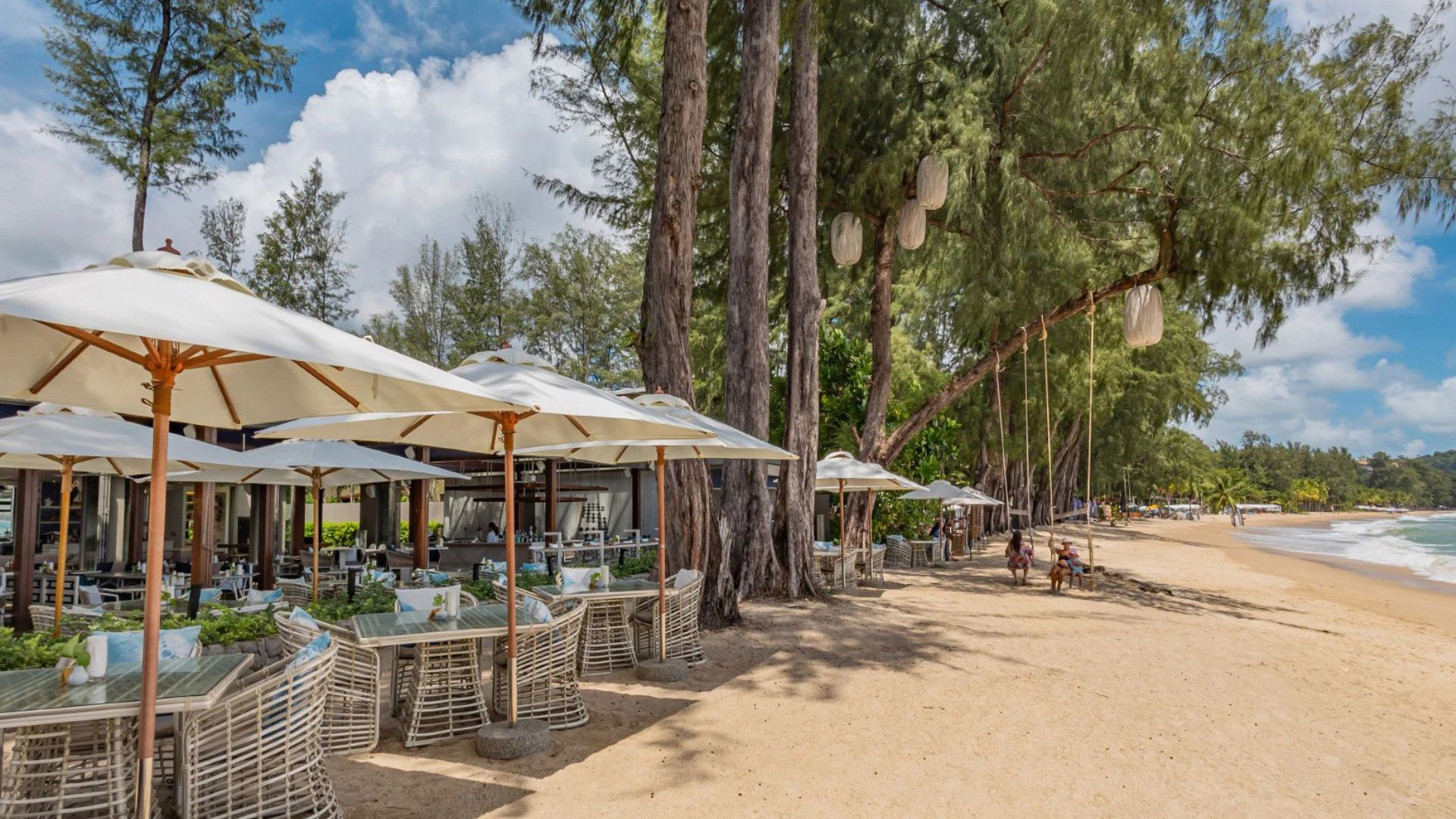 Twinpalms MontAzure Phuket - Shimmer Beachfront dining