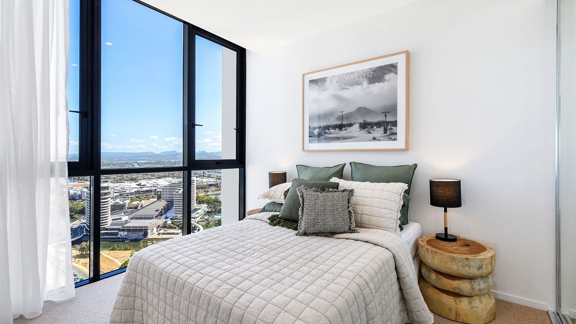 Qube Broadbeach Bedroom