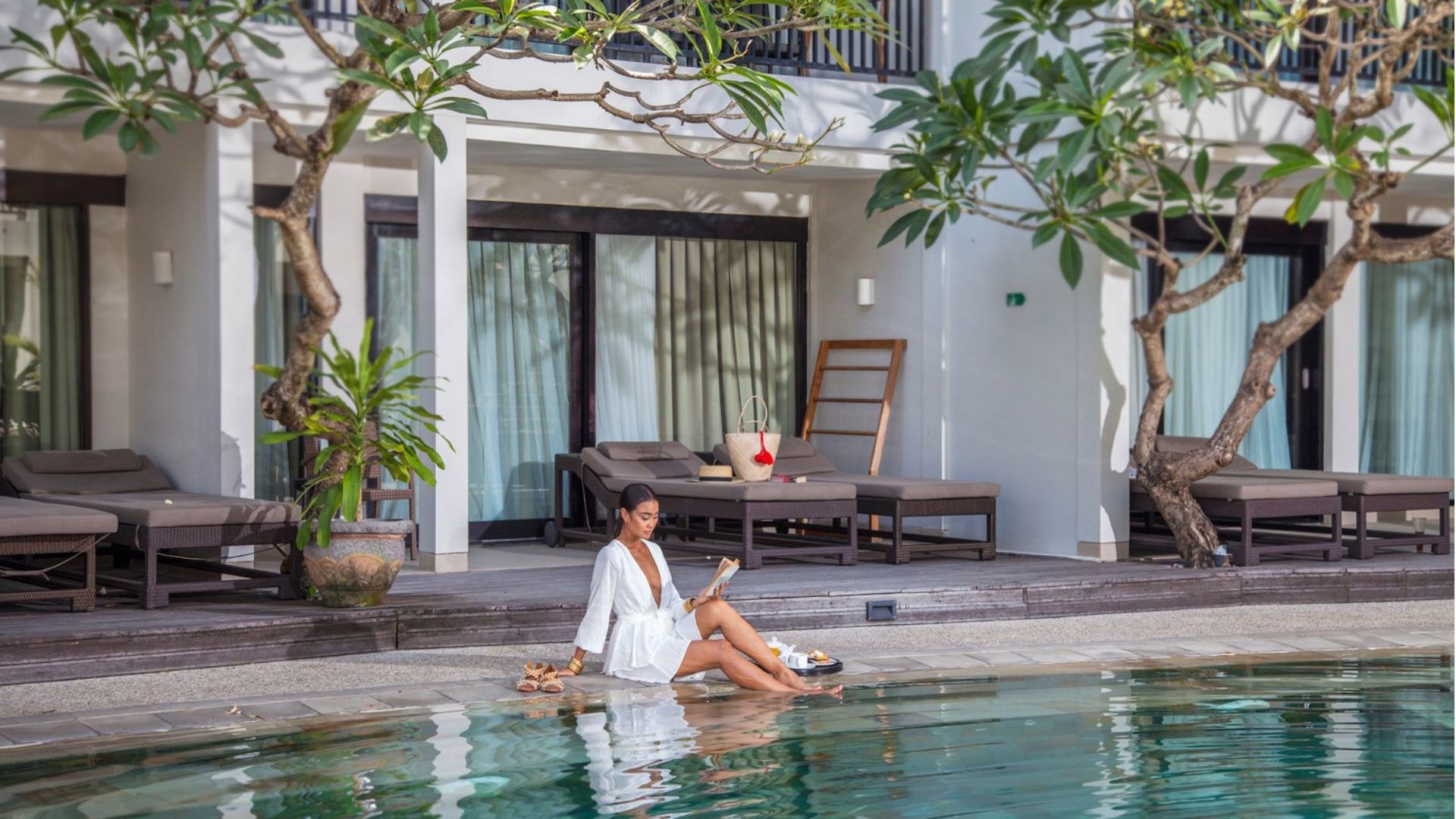 Away Bali Legian Camakila - Poolside