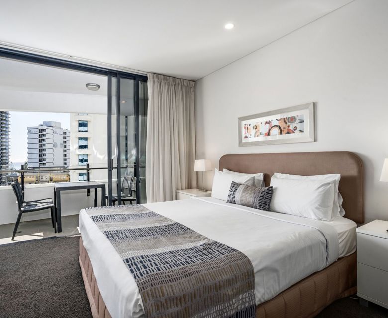 Crowne Plaza Surfers Paradise Standard King Room