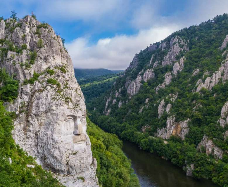 Decebalus Rock Sculpture Romania © Viking