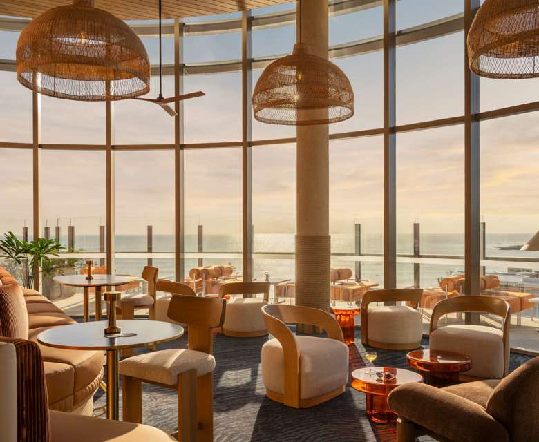 Avani Mooloolaba Beach Hotel -  restaurant 2