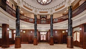 Rendezvous Melbourne - The Grand Vestible