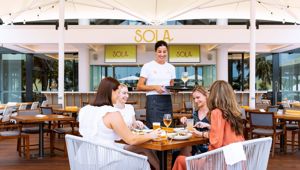  Novotel Sunshine Coast Resort Restaurant