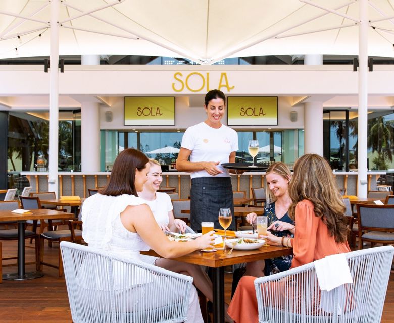  Novotel Sunshine Coast Resort Restaurant