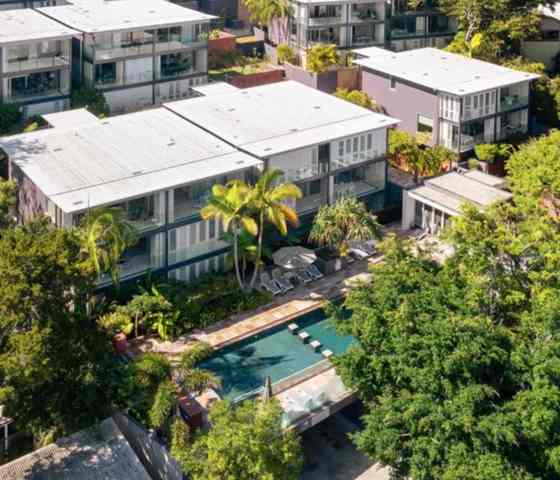 The rise Noosa exterior & pool