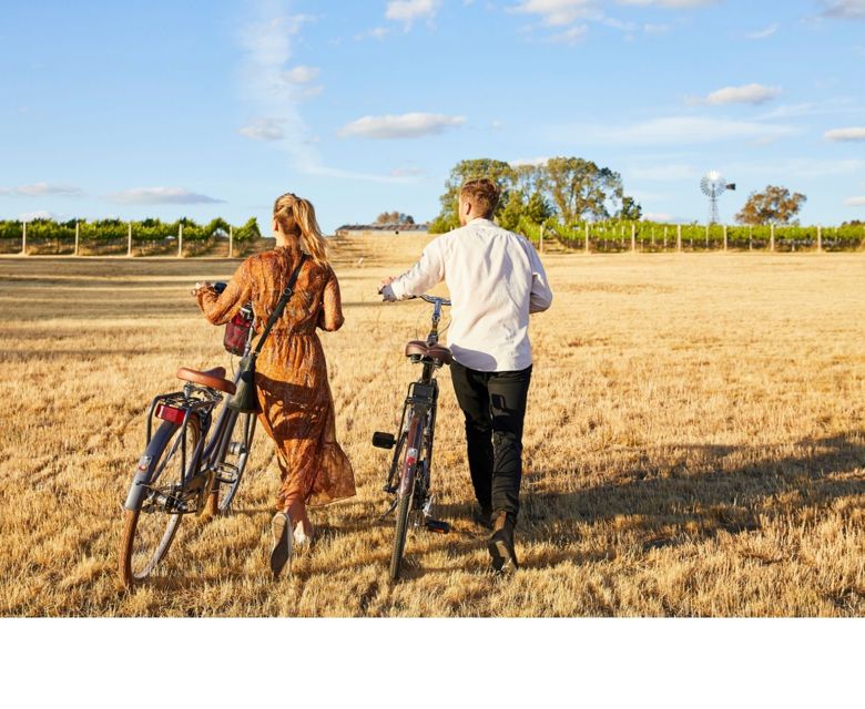 Mudgee Cycling Vinyard Couple CR Tour De Vines